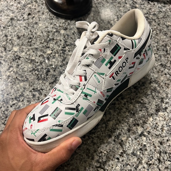 World of Troop Men’s Shoe. (Limited Edition) Rare - Picture 4 of 5